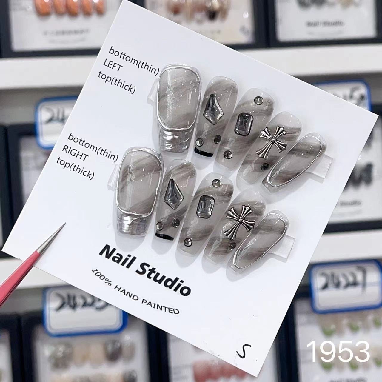 1953#Smoky Gray Crocus