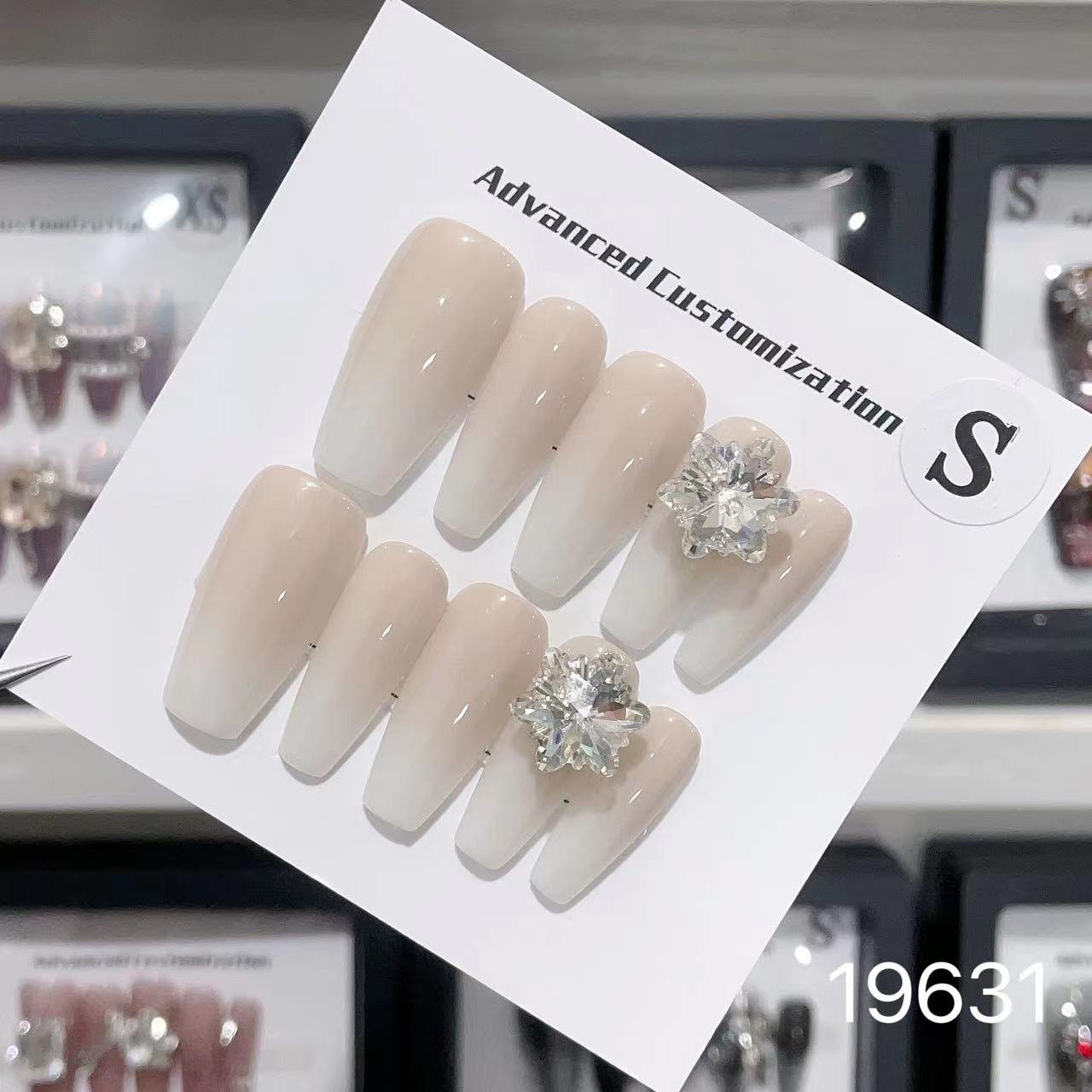 19631#Snowflake Pudding Medium T