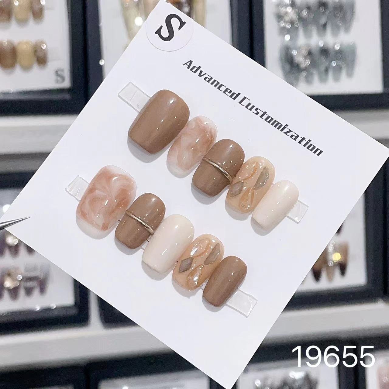 19655#Chestnut Latte